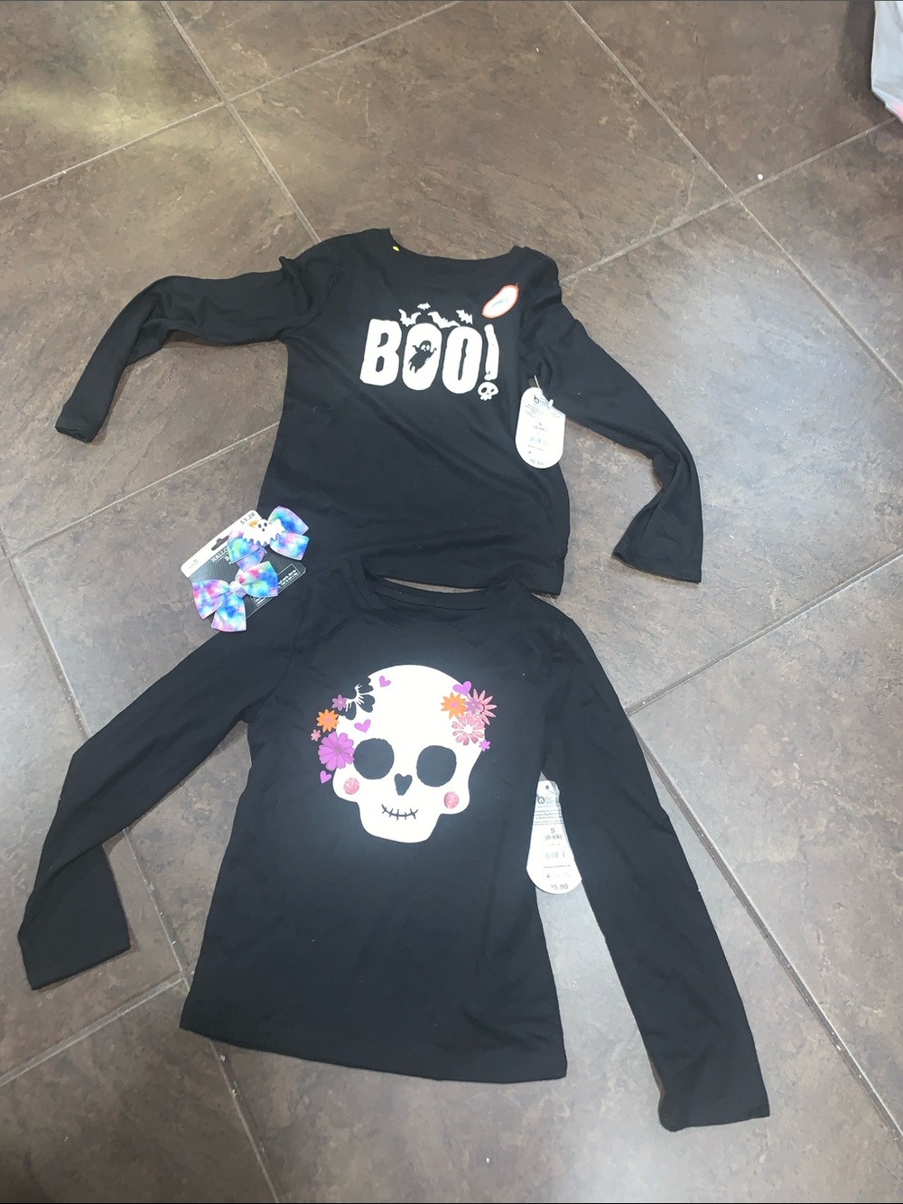 Girls Black Halloween 'Boo' & Floral Skull Long Sleeve Tops bundle & hair clips.